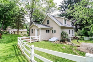 857 Marion Rd, Cheshire, CT 06410