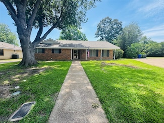 5708 Lakemont Cir, Waco, TX 76710