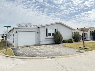 4941 W Laquinta Dr, Monee, IL 60449