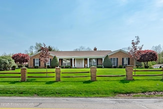 55 Thompson St, Pittston, PA 18640