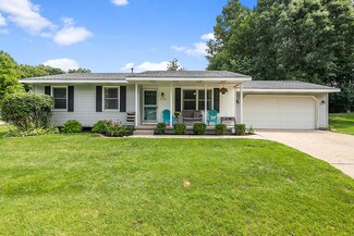 4162 Yorkwoods Ln NW Unit 30, Comstock Park, MI 49321