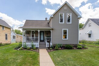 532 1st St, Baraboo, WI 53913