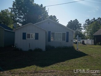 N5352 Pine St, Shingleton, MI 49884