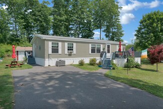 51 Sandalwood Cir, Kittery, ME 03904