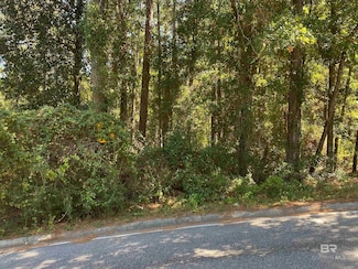 239 Bay View Dr, Daphne, AL 36526