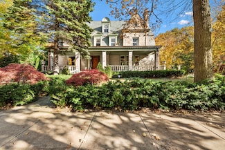 1101 Forest Ave, Evanston, IL 60202