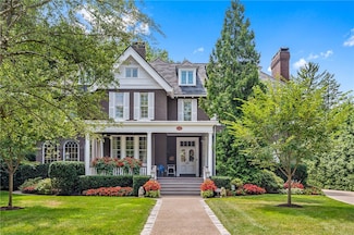 224 Thorn St, Sewickley, PA 15143