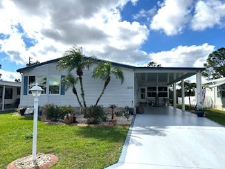1042 Carefree Pkwy, Sebring, FL 33870