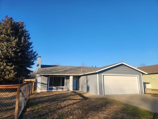 1508 SW Rogue River Ave, Grants Pass, OR 97526