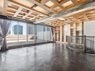 511 N Akard St Unit 1505, Dallas, TX 75201