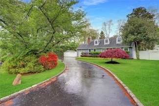 34 Sams Path, Rocky Point, NY 11778