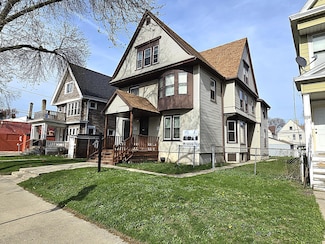 902 S 25th St, Milwaukee, WI 53204