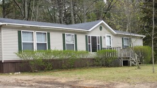 6712 Lorne Dr, Pentwater, MI 49449