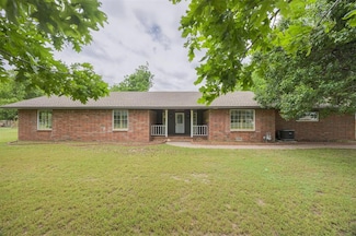 325 S Pine St, Crescent, OK 73028
