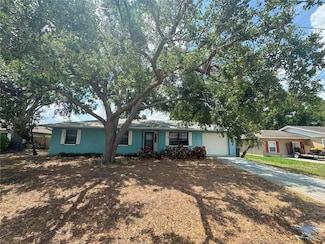 4211 Sunny Land Dr, Lakeland, FL 33813