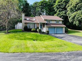 110 Pool St, Biddeford, ME 04005