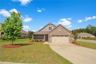 1010 Oden Ct, Opelika, AL 36801
