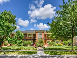 1427 Homestead Rd Unit B, La Grange Park, IL 60526