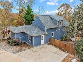 5 Elmore St, Asheville, NC 28804