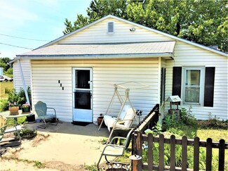 102 S 2nd St, Huron, KS 66041