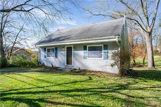 1615 Universal Rd, Pittsburgh, PA 15235