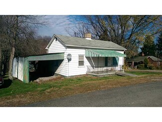 412 Fourth Ave, Crucible, PA 15325