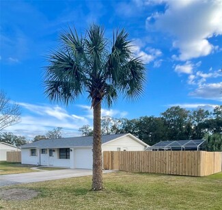 710 NE 43rd St, Ocala, FL 34479
