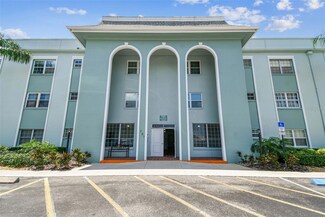 701 Poinsettia Rd Unit 340, Belleair, FL 33756