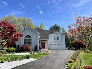 34 Coventry Cir, Mahopac, NY 10541