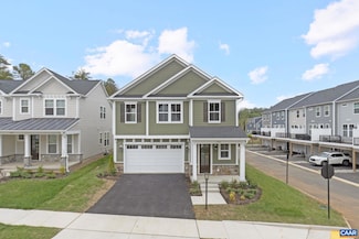 24 Sablewood Dr, Charlottesville, VA 22911