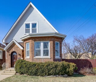 3348 Pearl St, Franklin Park, IL 60131