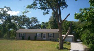11100 Briarhill Dr, Demotte, IN 46310
