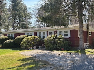 10011 New York 22, Hillsdale, NY 12529