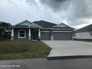 750 August St SE, Palm Bay, FL 32909