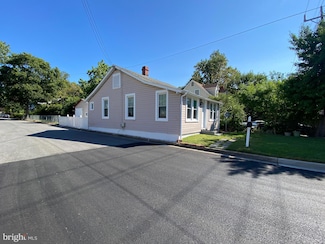 5022 Branchville Rd, College Park, MD 20740