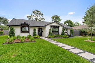 1307 Seaspray Ct, Houston, TX 77008
