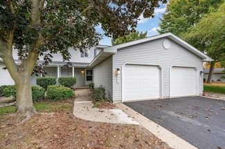 1524 Pheasant Ridge Dr, Midland, MI 48640