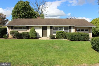 2713 Kimberly Rd, Lancaster, PA 17603