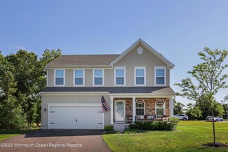 25 Portsmouth Ln, Tuckerton, NJ 08087