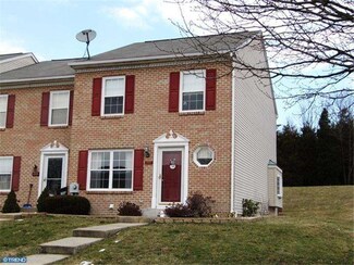 1117 Pin Oak Dr, Perkiomenville, PA 18074