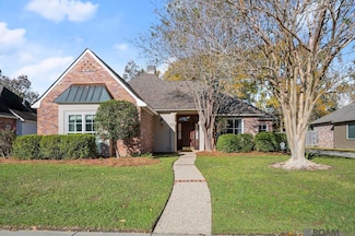 1327 Notting Hill Dr, Baton Rouge, LA 70810
