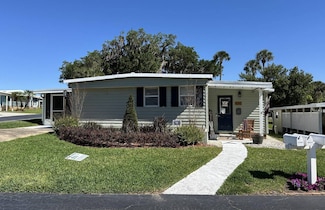 25 Harbor Oaks Dr, Fruitland Park, FL 34731