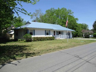 15 Fairview St, Randolph, VT 05060