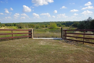 1028 Eagle Point Dr, Georgetown, TX 78628