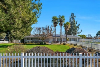 8302 S Leonard Ave, Fowler, CA 93625