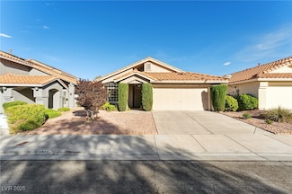 1908 Summit Pointe Dr, Las Vegas, NV 89117
