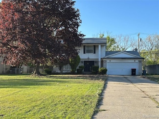 18444 Addison Dr, Southfield, MI 48075