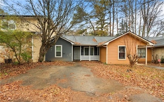 878 Ohara Dr, Jonesboro, GA 30236