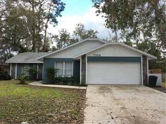 7108 Rangi Dr, Sarasota, FL 34241