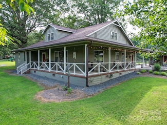 32283 Austin Rd, New London, NC 28127